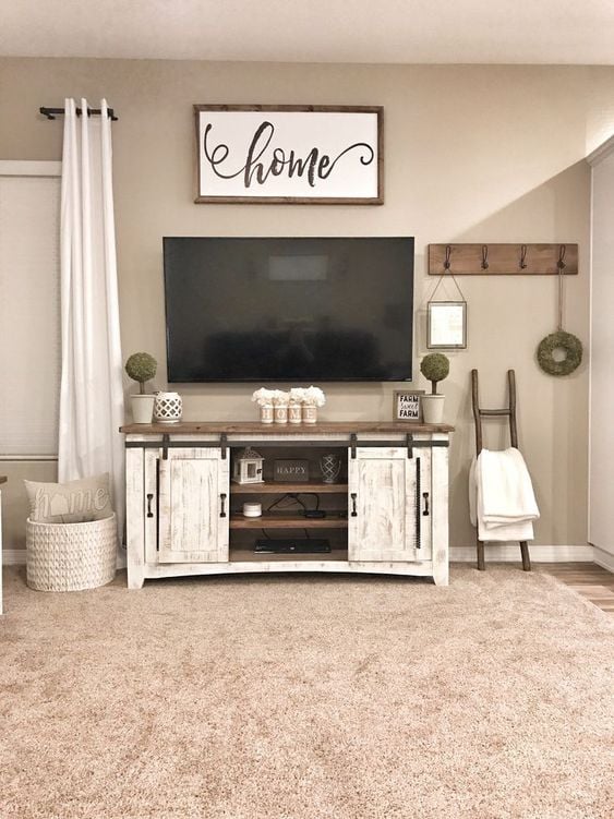 7 Tips for Decorating a TV Stand