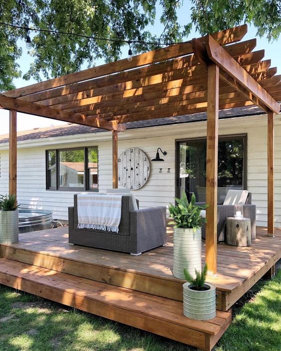 15 Deck Decorating Ideas: Get ready to transform your deck into the ultimate retreat with our 15 easy and stylish decorating ideas. From cozy lighting to lush greenery, discover how to create your outdoor paradise. 🌿✨