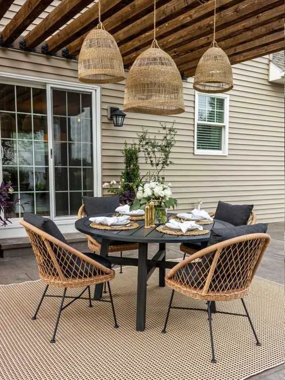 10 Tips to Elevate Your Outdoor Dining with Stylish Table Decor; Dive into my latest blog where I spill the tea on transforming your outdoor dining into a stylish rendezvous. From nature-inspired centerpieces to mood-setting lighting, I've got the tips and tricks to make your al fresco meals unforgettable.