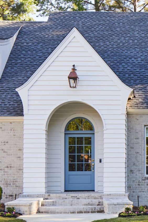 Choose the perfect paint color for your front door with our expert tips. Boost curb appeal and reflect your home's style with confidence—find the ideal shade now!
