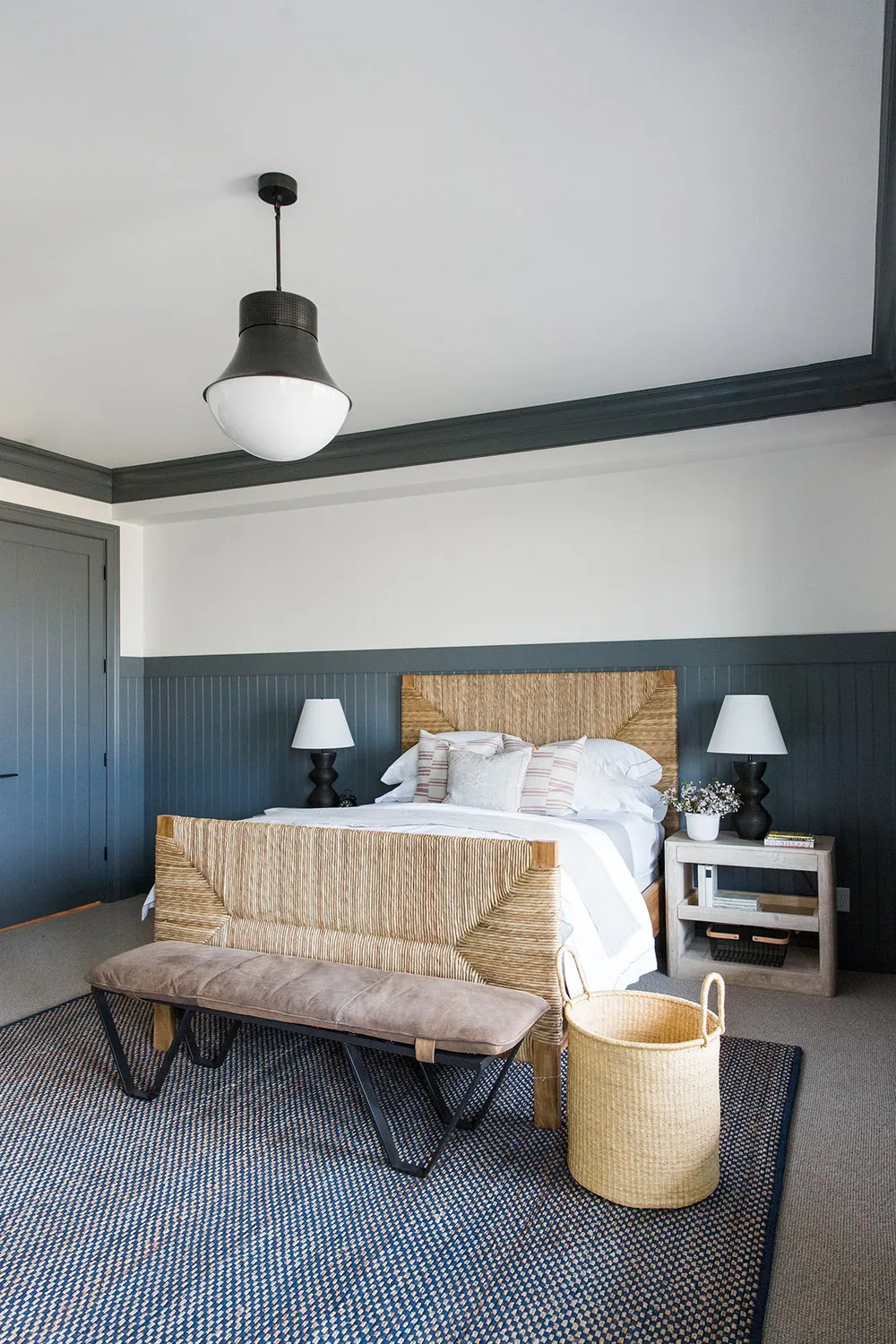 10 Bedroom Beadboard Wainscoting Ideas to Elevate Your Space - Discover 10 swoon-worthy bedroom beadboard wainscoting ideas to transform your bedroom into your very own cozy retreat.