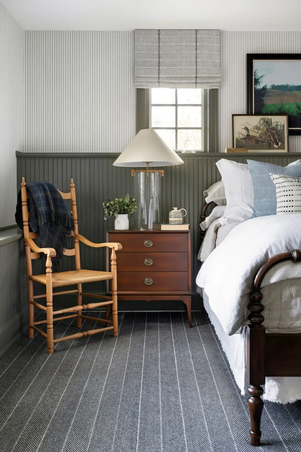 10 Bedroom Beadboard Wainscoting Ideas to Elevate Your Space - Discover 10 swoon-worthy bedroom beadboard wainscoting ideas to transform your bedroom into your very own cozy retreat.