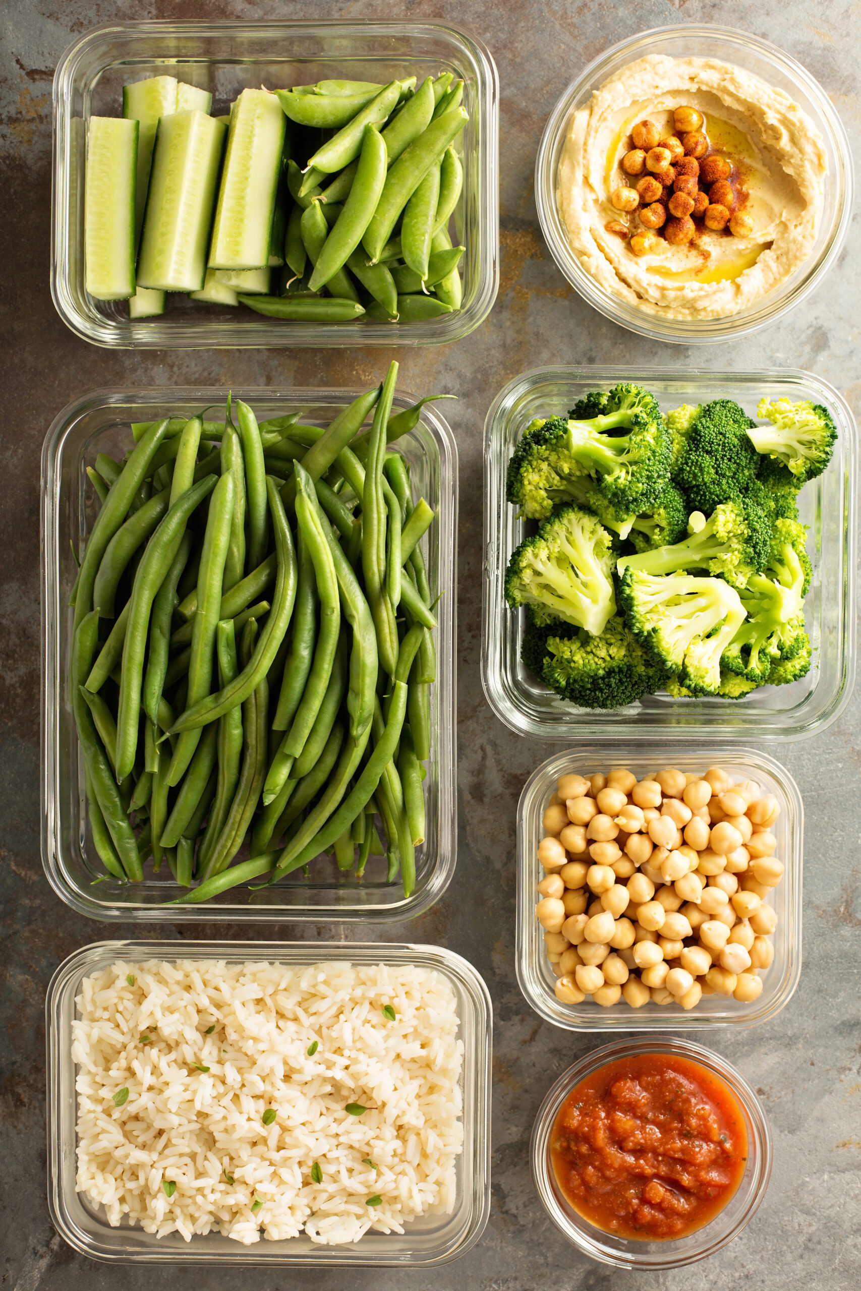 Discover top meal prep tips for students looking to save time and eat healthy during the week. Efficient, easy-to-follow guide for busy schedules. 