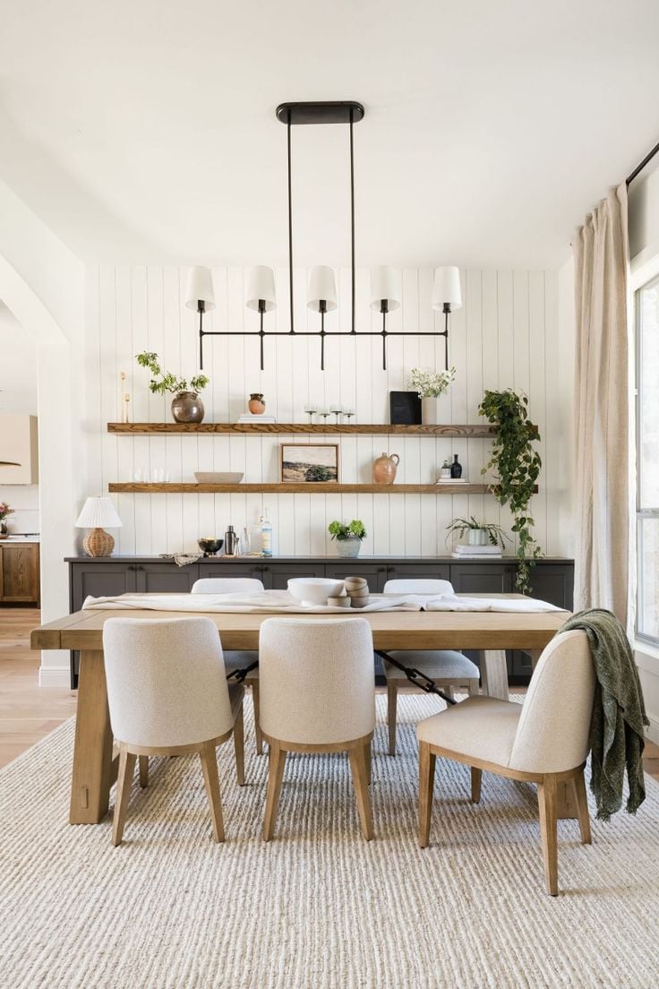 Elevate your dining room with custom built-ins that blend sophistication with practical storage – perfect for any style of home. Discover the beauty and functionality of dining room built-ins in this latest blog post.