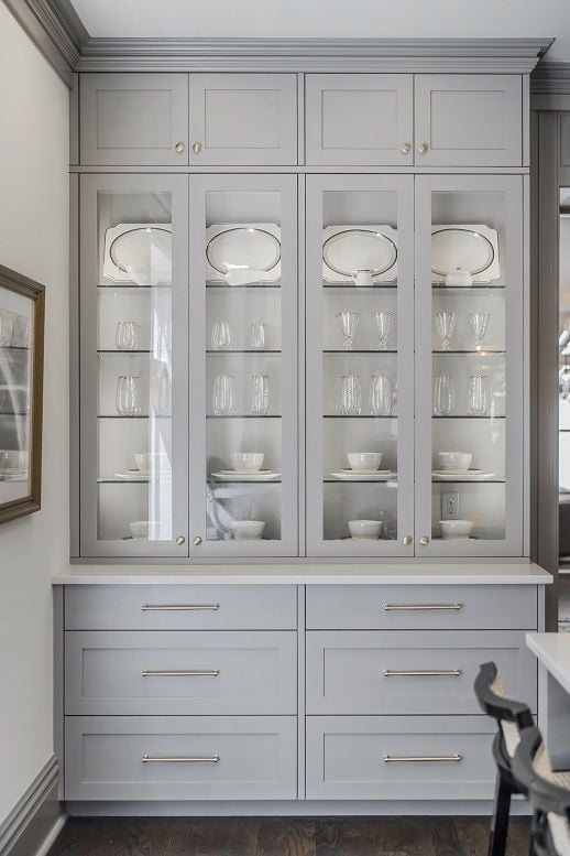 Elevate your dining room with custom built-ins that blend sophistication with practical storage – perfect for any style of home. Discover the beauty and functionality of dining room built-ins in this latest blog post.