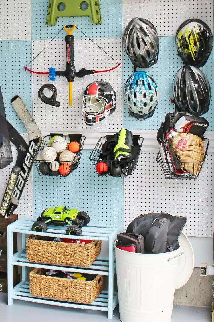 Looking to give your rooms a fresh vibe with a functional twist? Explore these top 25 easy pegboard wall ideas to spruce up any space in your home with stylish and practical flair.