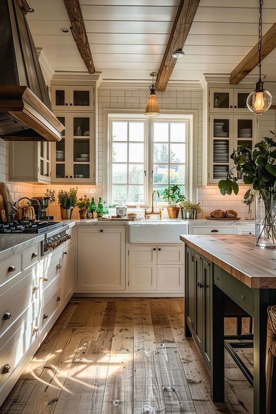 Discover how to create a French country kitchen with these top 10 must-haves. From soft color palettes to rustic furnishings, learn how to blend charm and sophistication for a timeless kitchen design.
