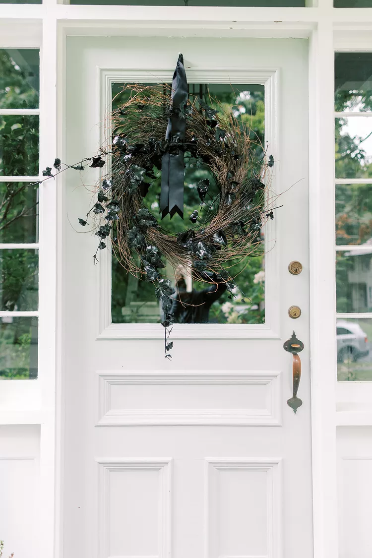 15 Creative DIY Halloween Wreath Ideas - Get ready to unleash your creativity with these 15 easy DIY Halloween wreath ideas! Perfect for any skill level, you'll find all the inspiration you need to make your front door spooktacular this fall.