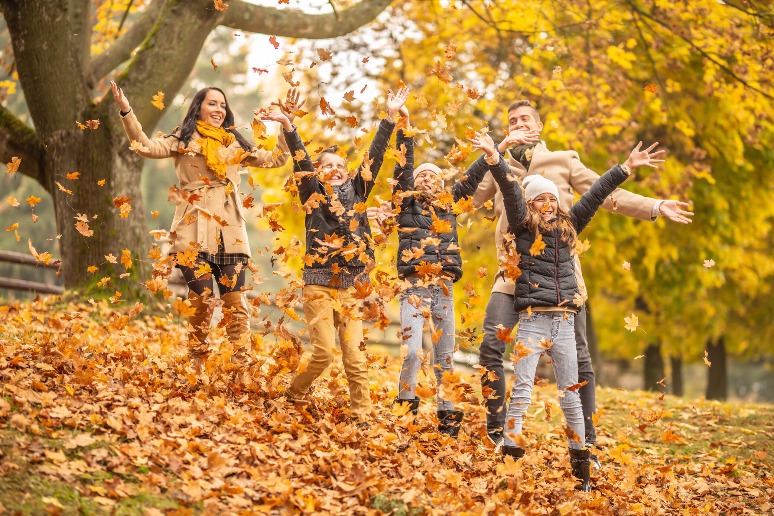 As the leaves change and temperatures drop, it's time to update your family's wardrobe for the fall season. Fall fashion brings a mix of cozy comfort and stylish flair that can be enjoyed by everyone. Here are some essential tips to keep your family looking fabulous this autumn.

