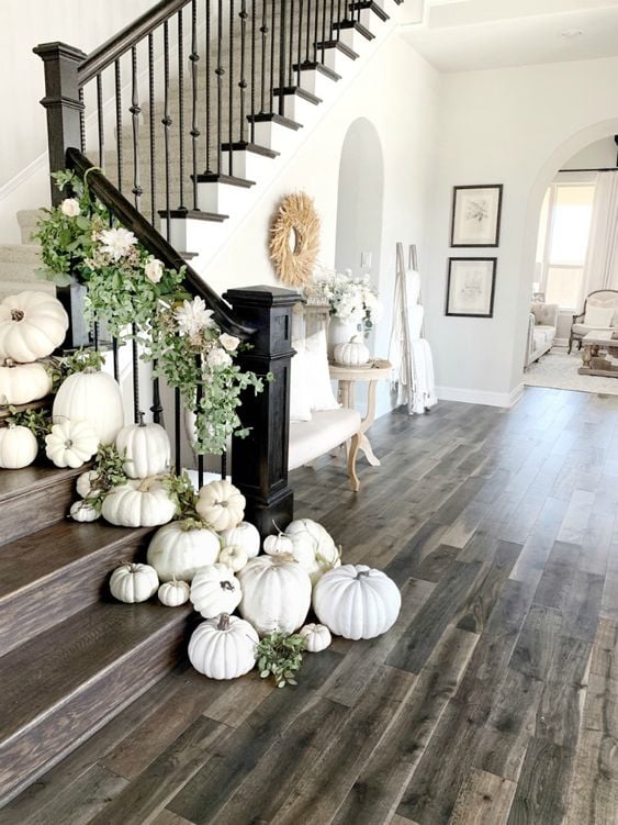 Get ready to fall in love with your space all over again! Dive into my cozy, creative guide on the top 10 ways to decorate with pumpkins this autumn and include pumpkins in your decor. From elegant tablescapes to welcoming porch designs, I’ve got the inspiration to make your home the epitome of fall vibes. 🍂✨