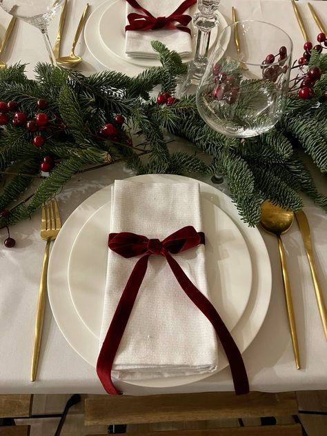 Creative Ways to use Christmas Ribbon to Elevate your Holiday Decor