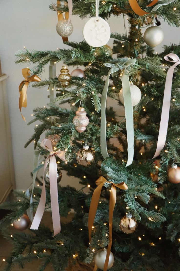 Creative Ways to use Christmas Ribbon to Elevate your Holiday Decor