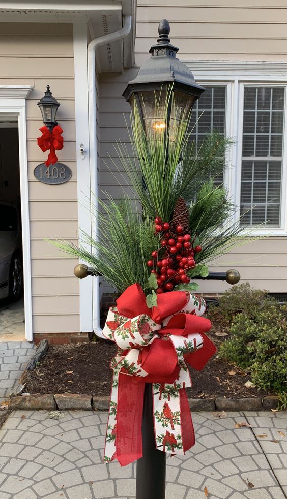 25 Festive Christmas Lamp Post Decor Ideas - Sprinkle a bit of holiday magic on your curb appeal with these top 25 Christmas lamp post decoration ideas! Discover ways to light up your street with a cozy, festive glow that’ll have neighbors smiling all season long.