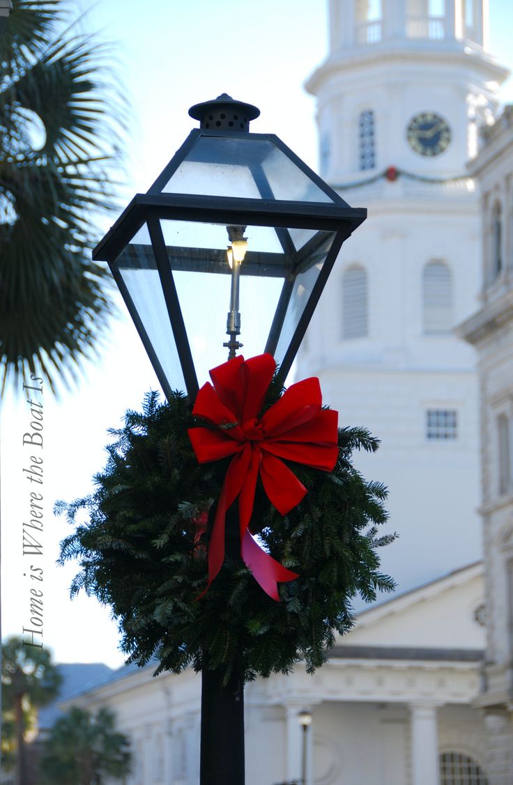 25 Festive Christmas Lamp Post Decor Ideas - Sprinkle a bit of holiday magic on your curb appeal with these top 25 Christmas lamp post decoration ideas! Discover ways to light up your street with a cozy, festive glow that’ll have neighbors smiling all season long.