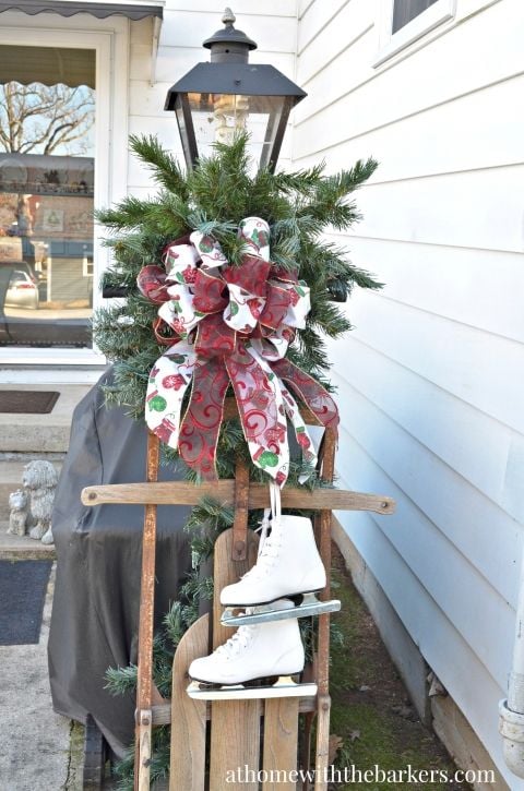 25 Festive Christmas Lamp Post Decor Ideas - Sprinkle a bit of holiday magic on your curb appeal with these top 25 Christmas lamp post decoration ideas! Discover ways to light up your street with a cozy, festive glow that’ll have neighbors smiling all season long.