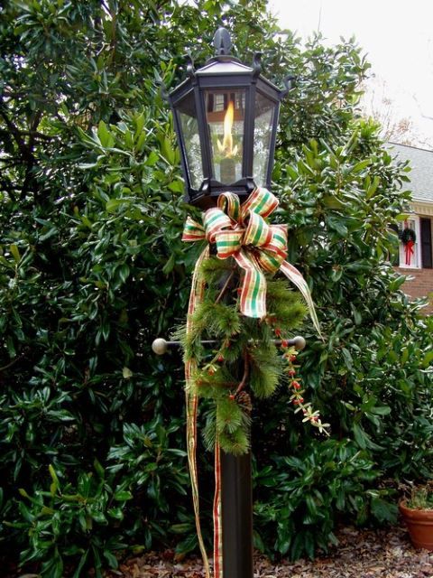 25 Festive Christmas Lamp Post Decor Ideas - Sprinkle a bit of holiday magic on your curb appeal with these top 25 Christmas lamp post decoration ideas! Discover ways to light up your street with a cozy, festive glow that’ll have neighbors smiling all season long.