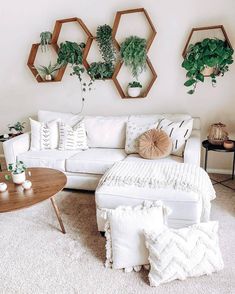 25 Ideas For Wall Decor Above The Couch