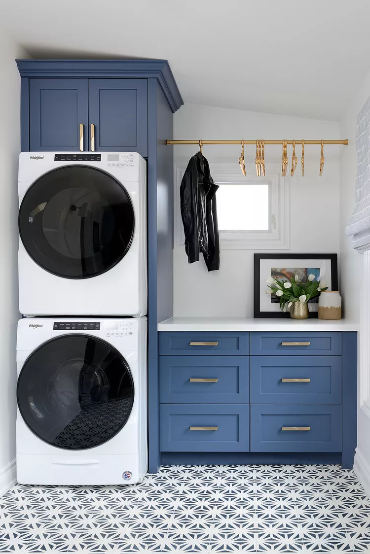 30 Genius Laundry Room Shelving Ideas - Nikki's Plate