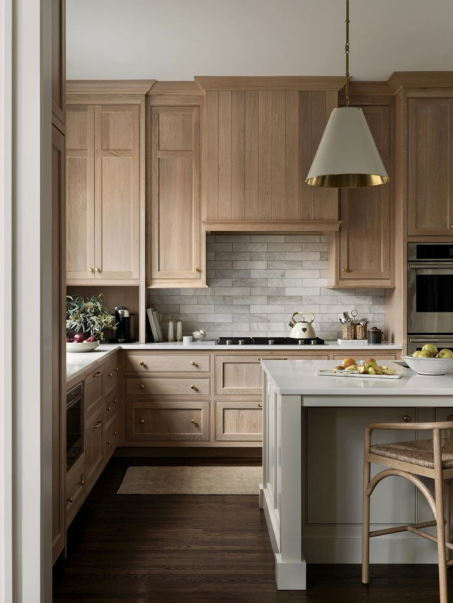 HOW TO TRANSFORM YOUR KITCHEN WITH CUSTOM CABINETS
